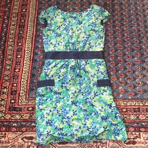 💯 silk Lilly Pulitzer dress - beautiful fit on!